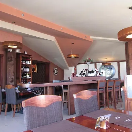 شقة Biblioteka Cardaka 10/61 *