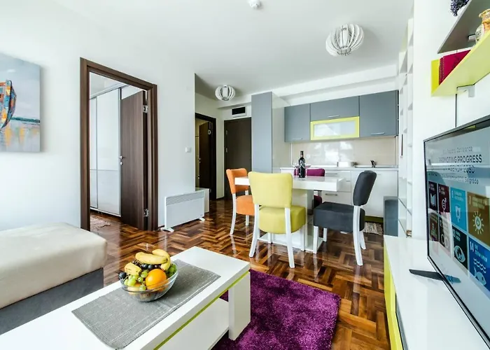 Διαμέρισμα Biblioteka Cardaka 10/61 *